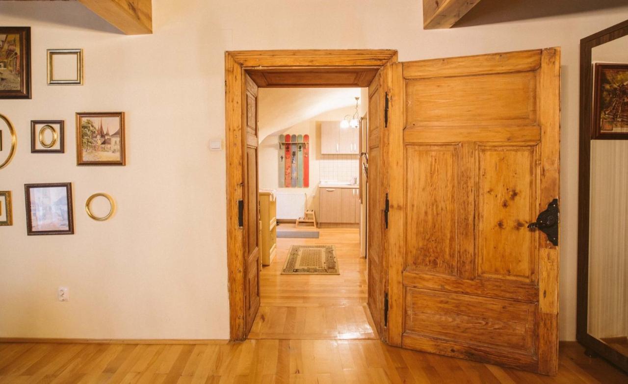 Апартаменты Casa Schobeln Брашов Экстерьер фото